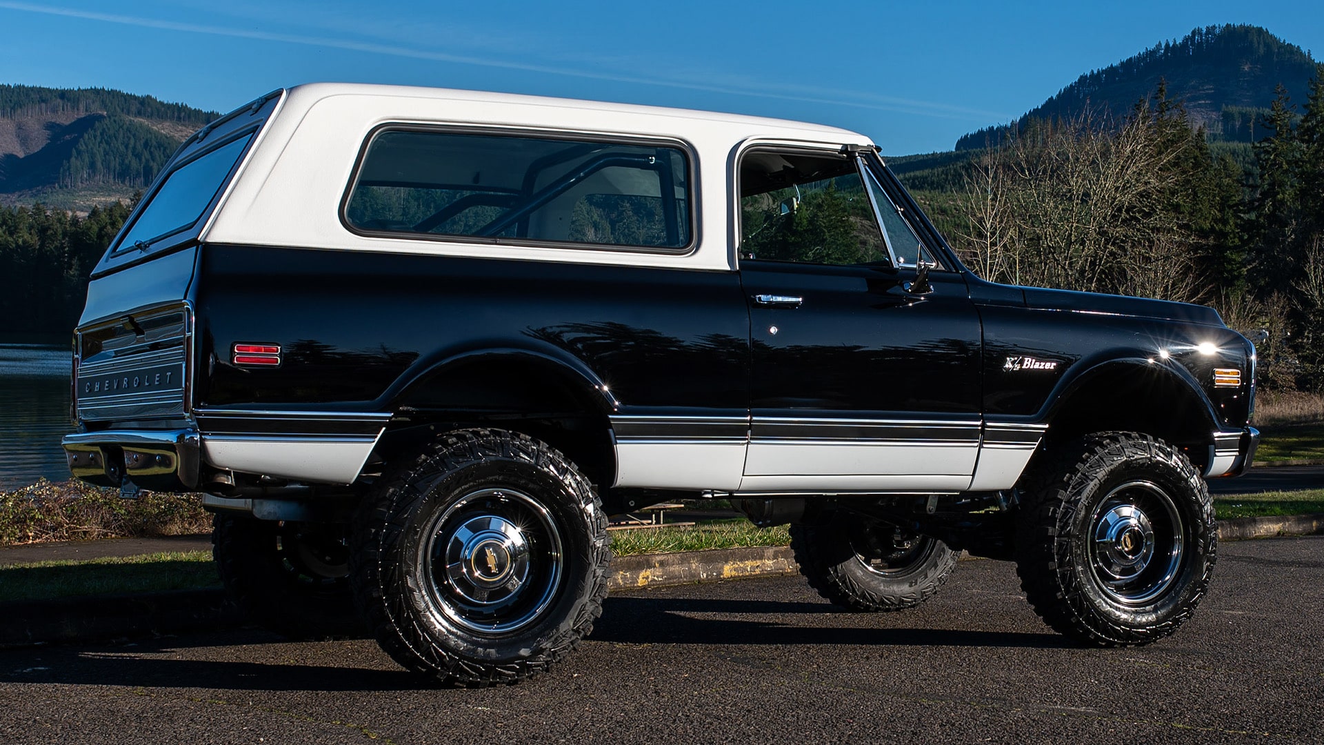 Read more about the article 1971 K5 Blazer